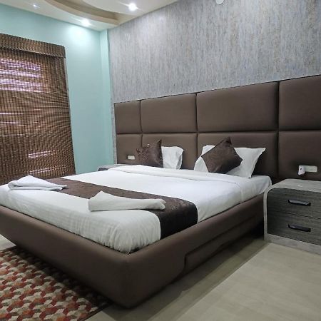Green Heaven Shree Hotel Puri Exterior photo