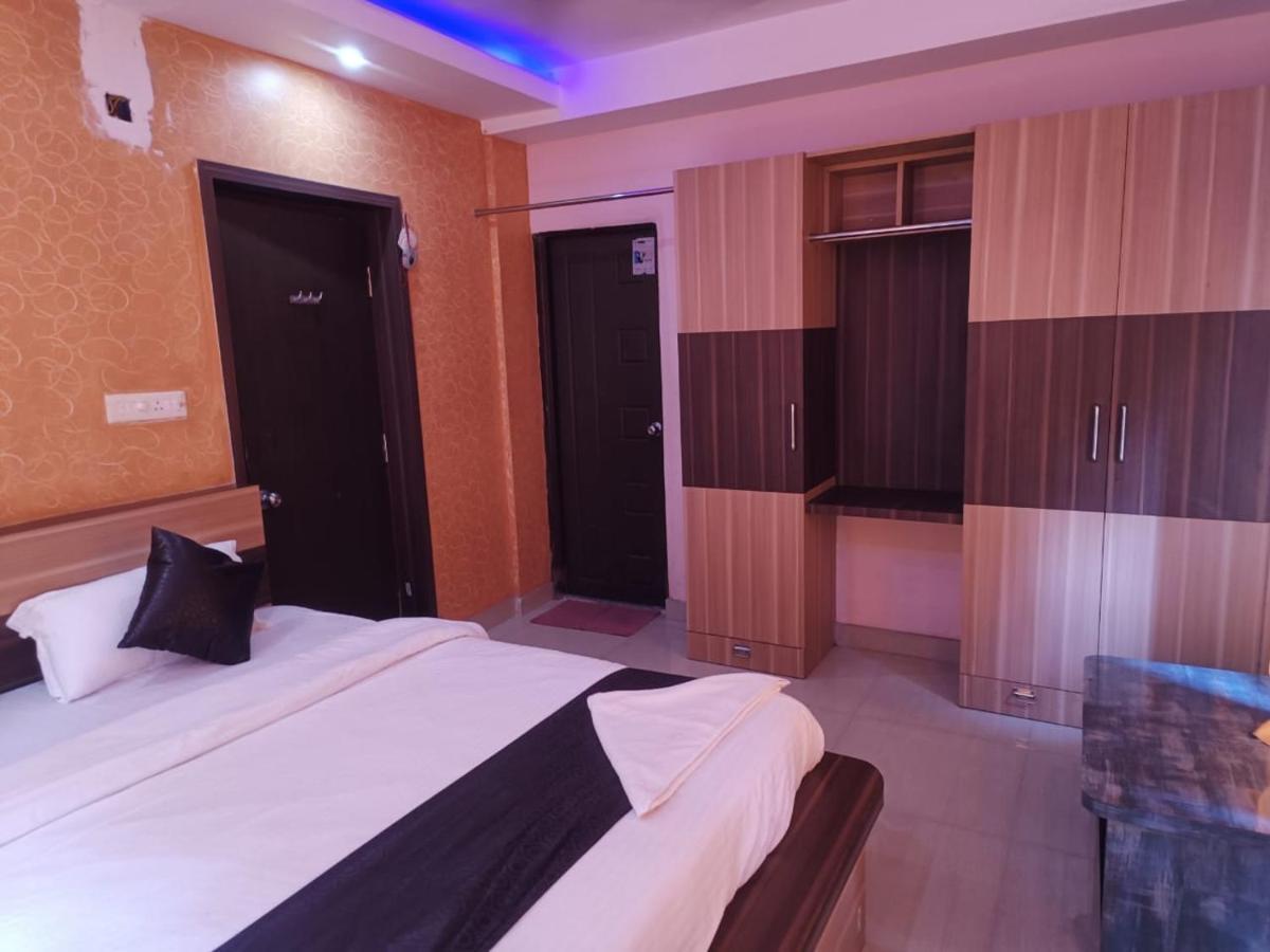 Green Heaven Shree Hotel Puri Exterior photo